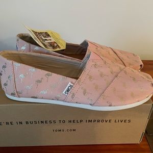 NWT TOMS flamingo slipons